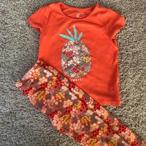 Gap leggings with tee shirt